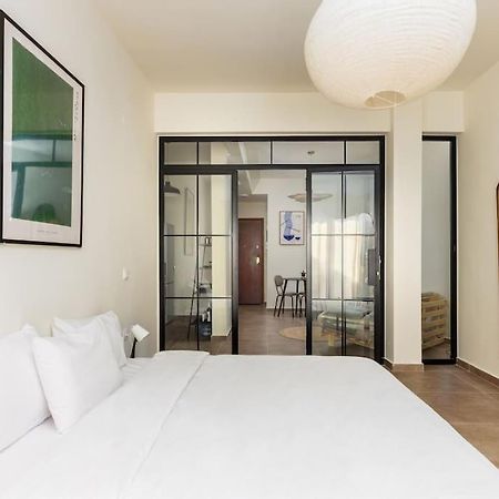Japandi Style Flat In Thessaloniki City Center Exterior photo
